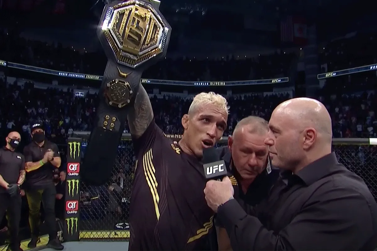 UFC-kampioen: 'Ik sloop Dustin Poirier in december'