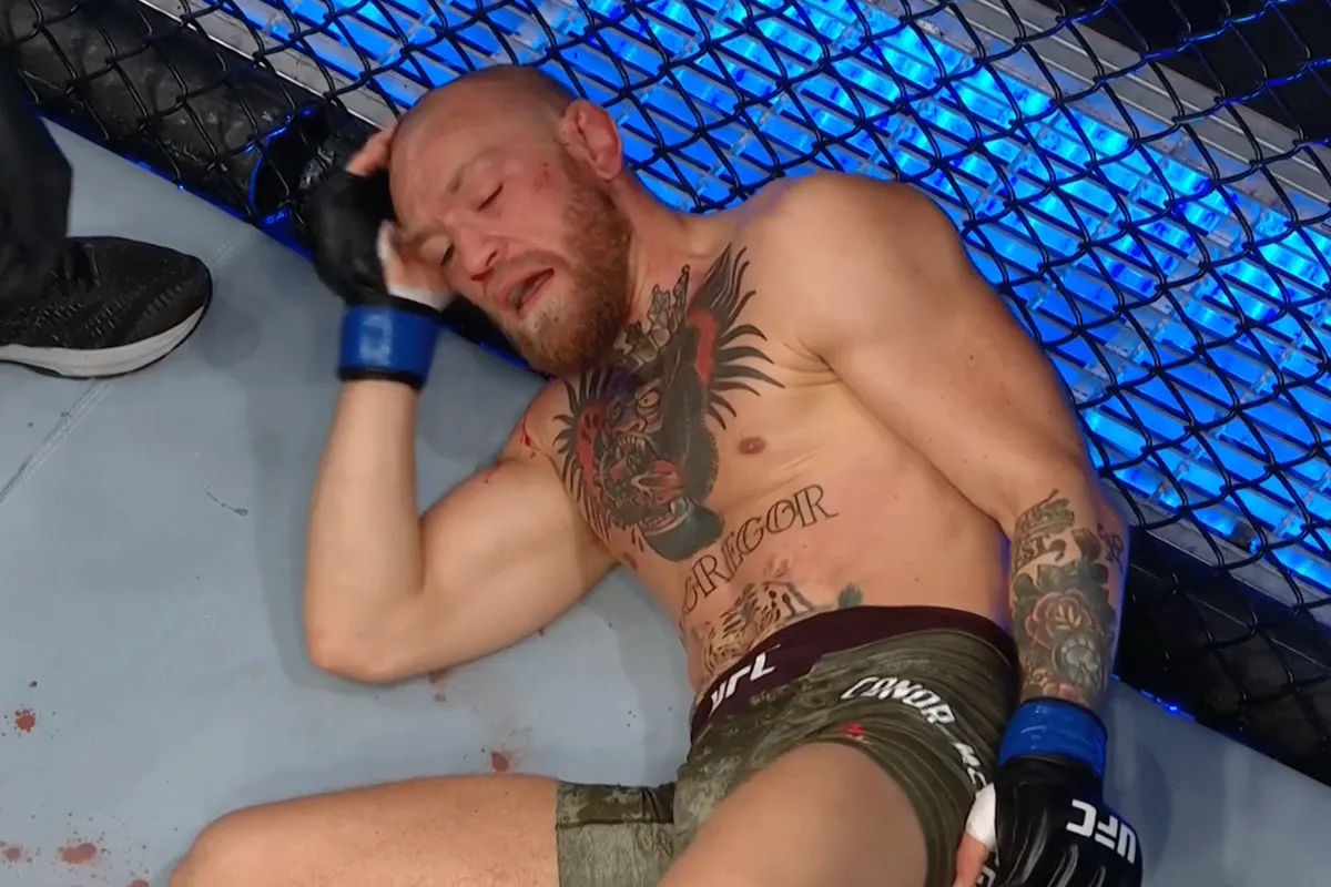 1-1: Dustin Poirier verpest rentree Conor McGregor (video)