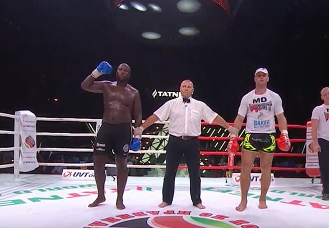 VIDEO | Eldar Oliveira Garcia pakt de winst op Tatneft knockout toernooi Rusland