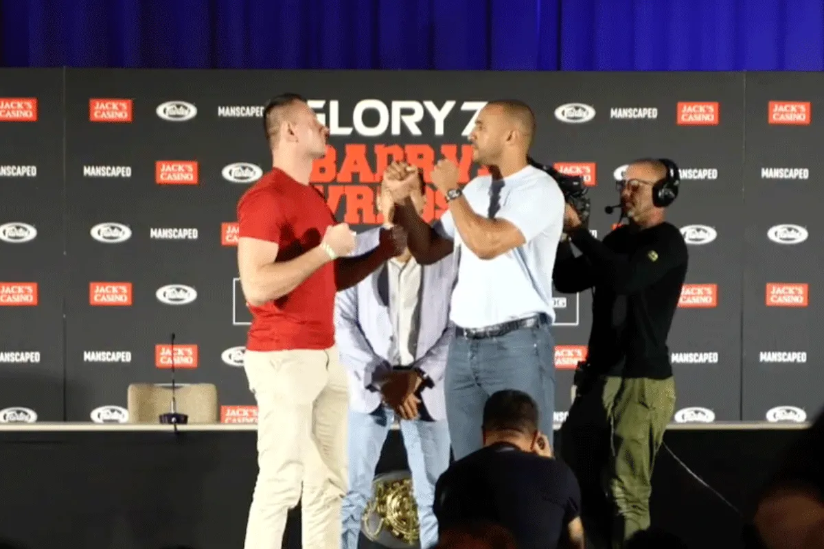 Glory: 'Coronatest om live Badr vs Wrzosek evenement te kijken'