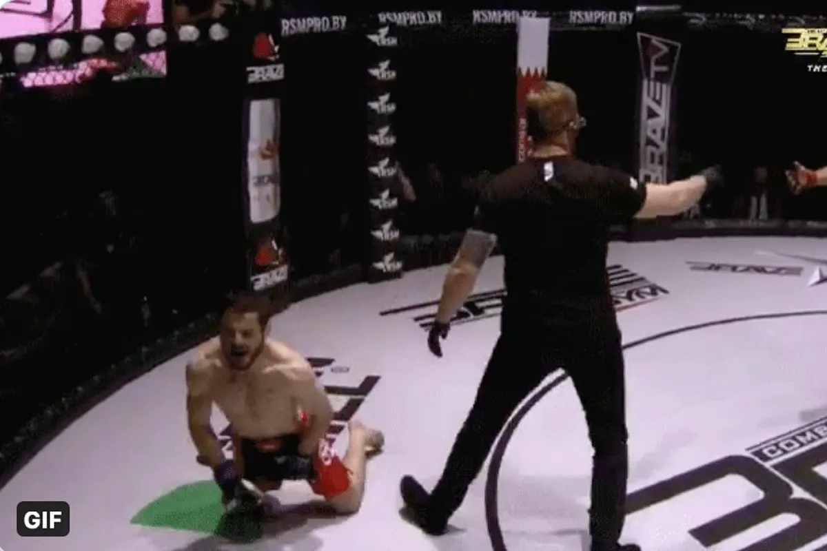 PIJNLIJK: Vechter stort neer na ferme ZAK TRAP (video)