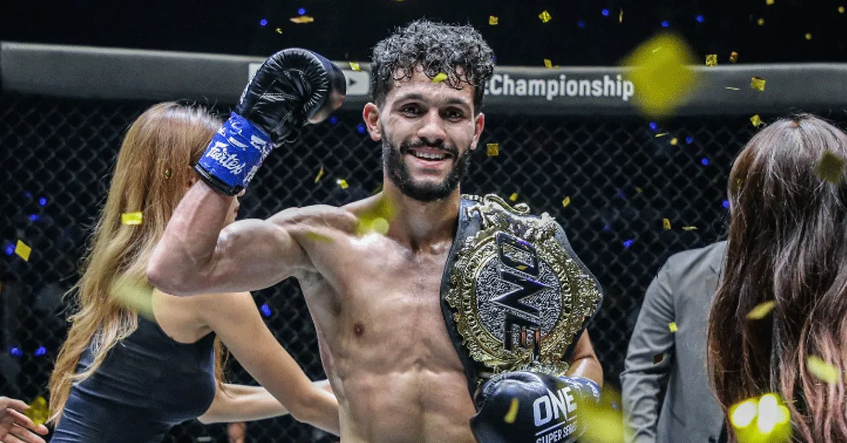 Ilias Ennahachi geeft kickbokstitel op! Uit ONE Championship toernooi gehaald