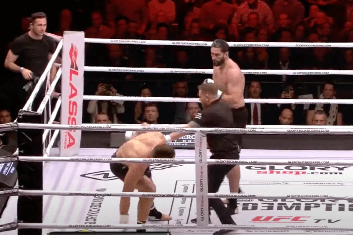 Genadeklap! 'Jamal's kans tegen Rico is nu' (video)