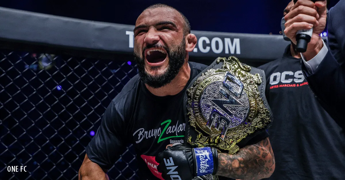 Fiasco! MMA-kampioen titel afgepakt dag voor wedstrijd