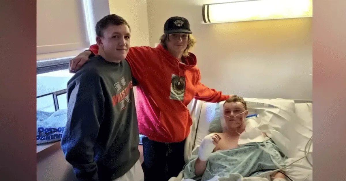 Worstelaars overleven gevecht met grizzlybeer! 'Bijna fataal'