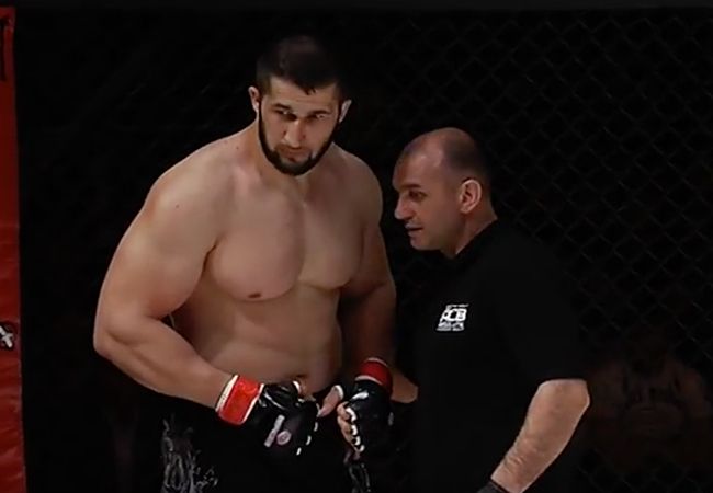 Tsjetsjeense MMA vechter vermoord!