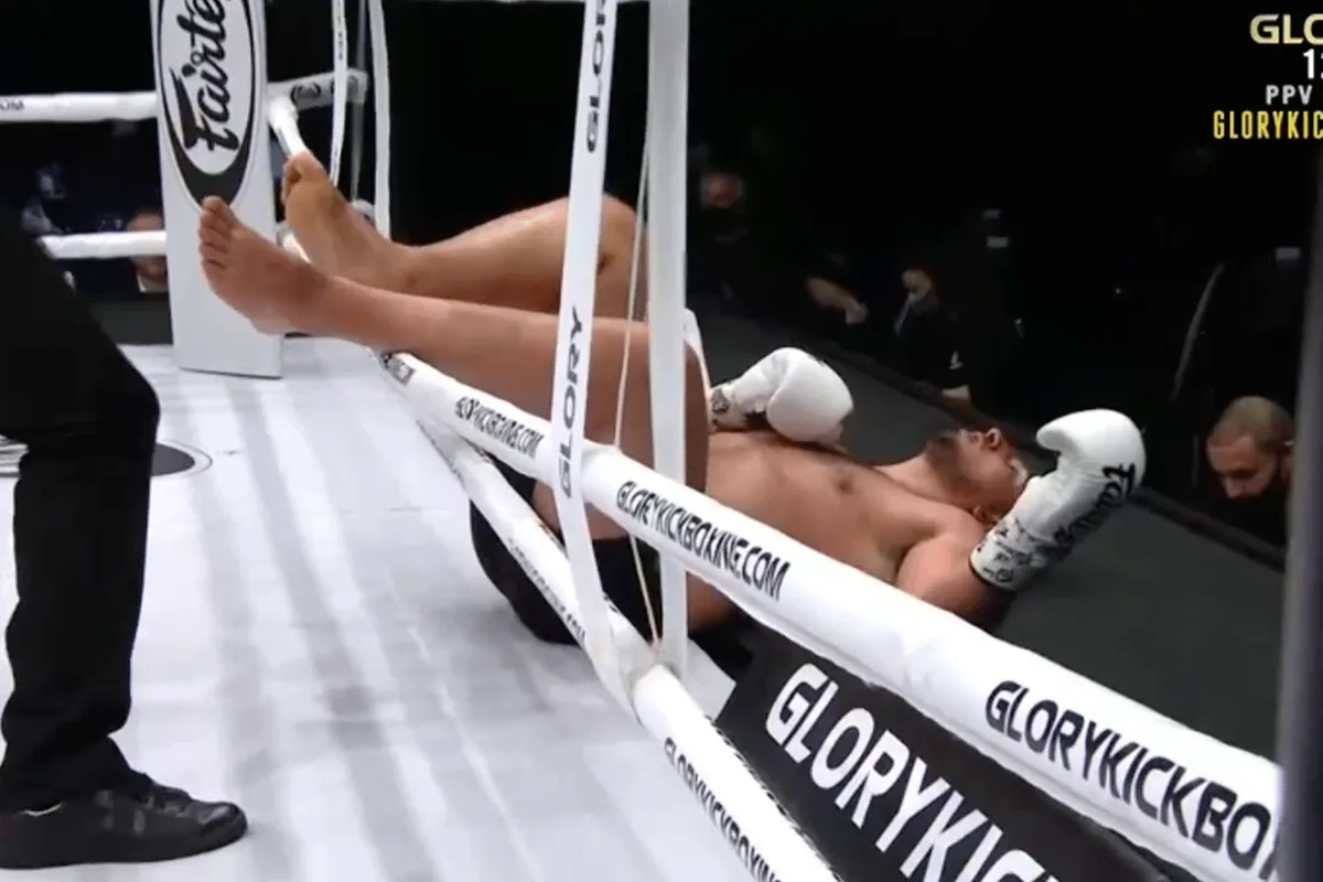 Martin Pacas maakt knock-out GLORY debuut, verslaat Muhammed Balli