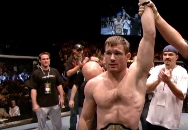 Rechtszaak: UFC-kampioen Matt Hughes met broer in gevecht