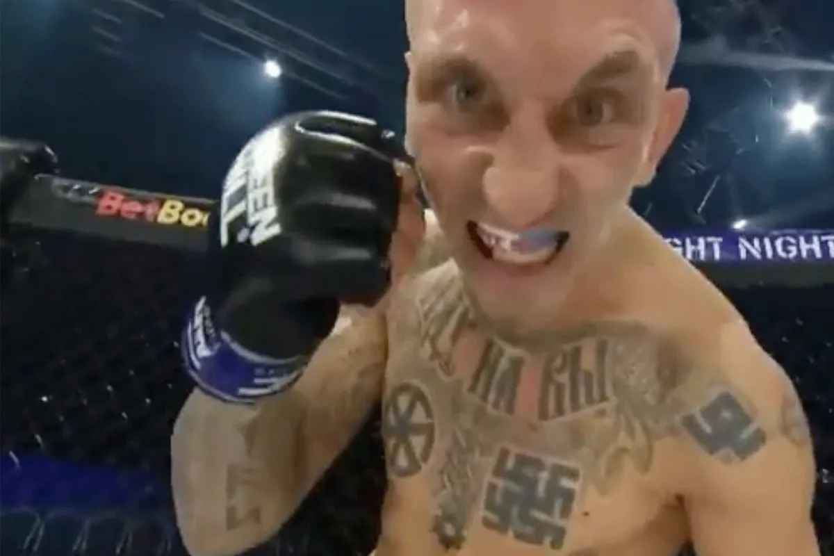 Nazi MMA-vechter flink afgestraft in brute knokpartij (video)
