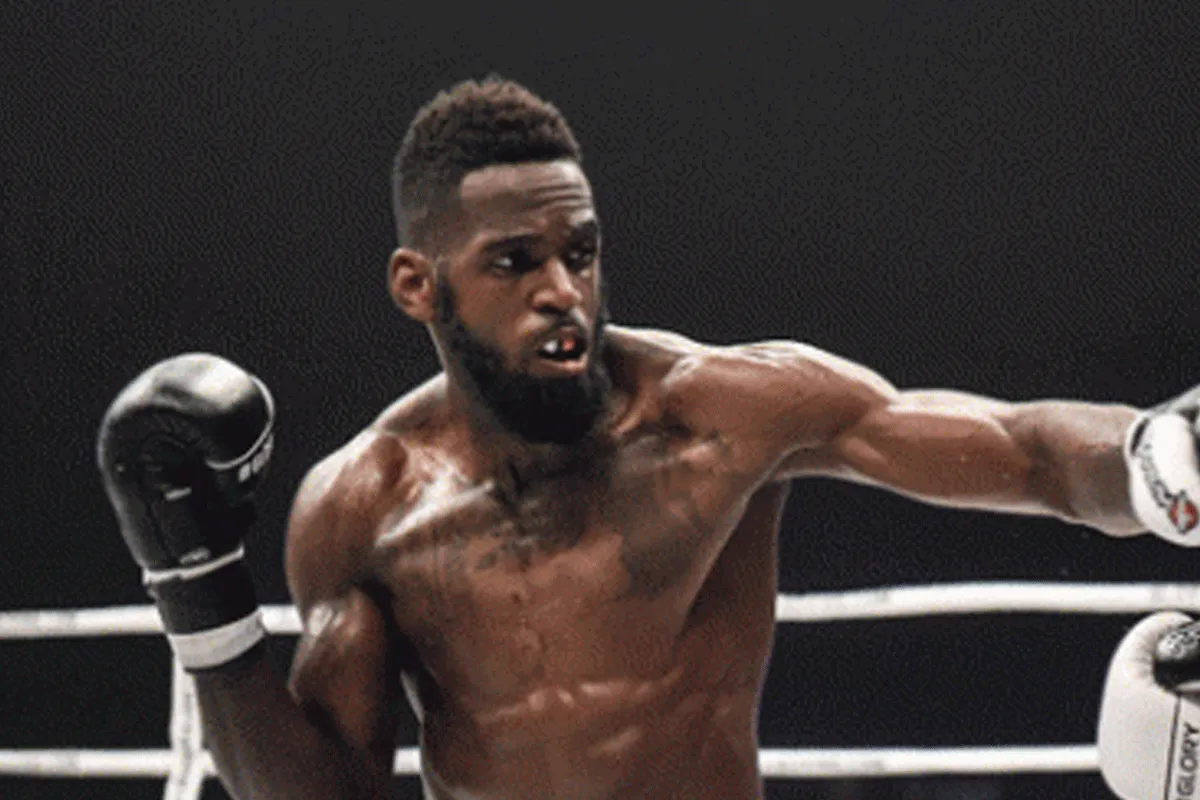 Murthel Groenhart pakt racist keihard aan! 'Koekje van eigen deeg'