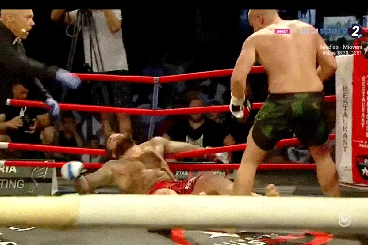 Knock-out video: Nederlandse kickboksers in Roemeens toernooi