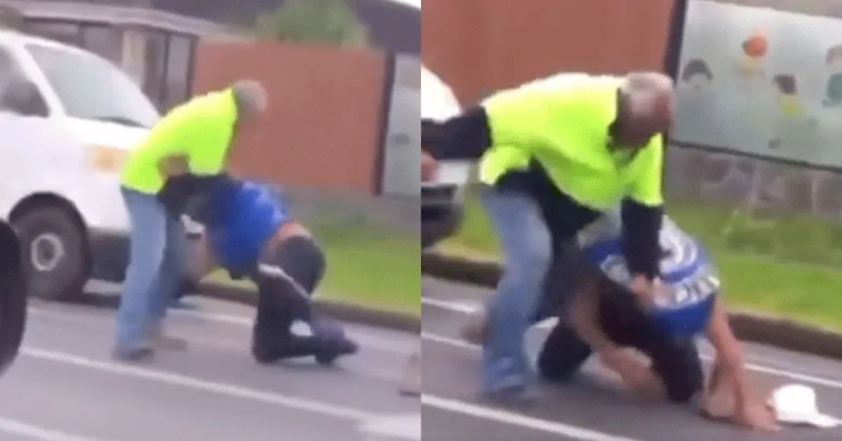 Oude kerel slaat motormuis onderuit! 'Boks DNA' (video)