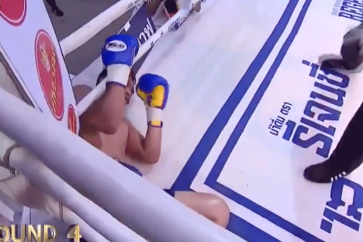 KO! Topkickbokser MEPT bokser door de touwen tijdens bokswedstrijd (video)