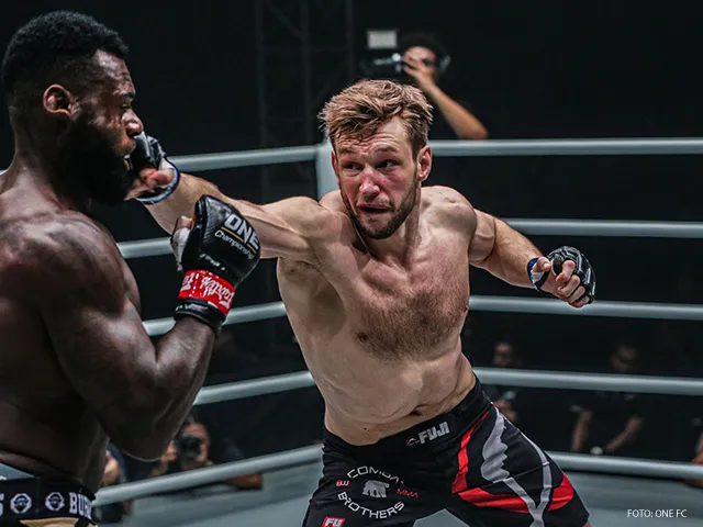 MMA-vechter Reinier de Ridder gaat voor de ONE FC titel