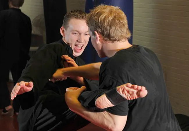 Europees Kampioen Remi Grooten bewijst dat Pencak Silat nog steeds leeft in Nederland