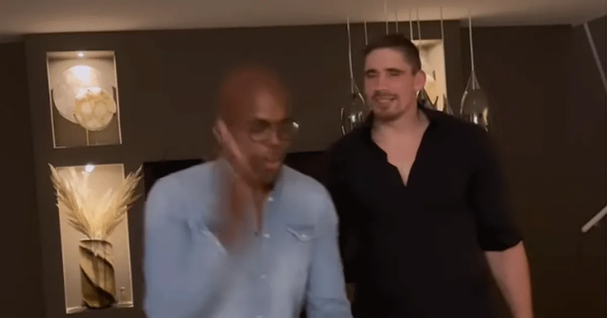 Jandino laat Rico Verhoeven boeten! 'Meedoen je hebt verloren' (video)