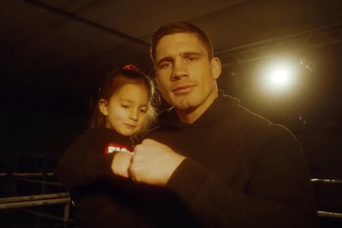 Strijd mee: Rico Verhoeven en Sara (5) lanceren confronterende video