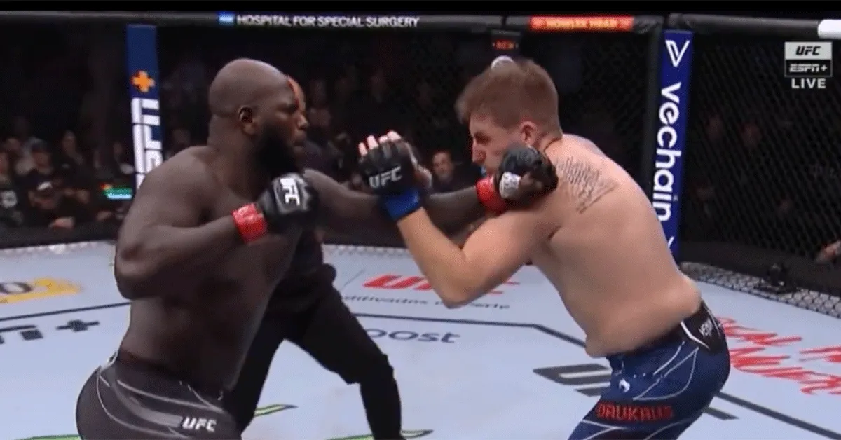 UFC KO-alert! Bigi Boy snel klaar met Daukaus (video)