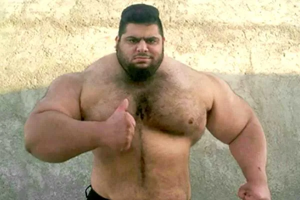 Iraanse Hulk wil zijn vechtsport talent naar de ring brengen