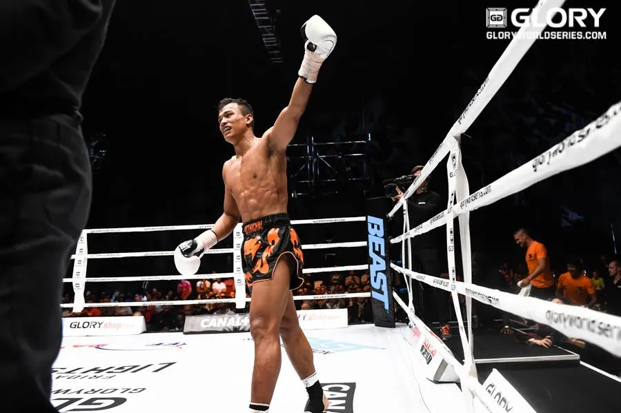 BREAKING: GLORY Kickbokser Sittichai tekent bij ONE Championship