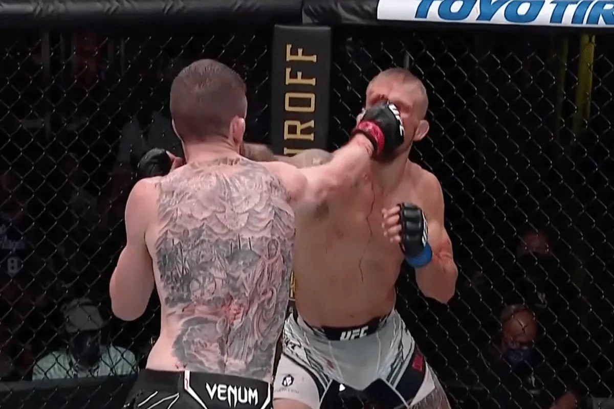 ? UFC'er Dillashaw zwaar gehavend in comeback wedstrijd