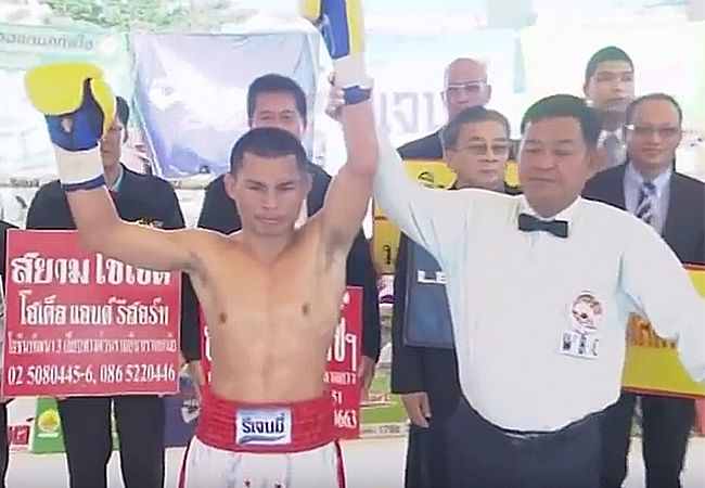 Thaise bokskampioen breekt record Floyd Mayweather