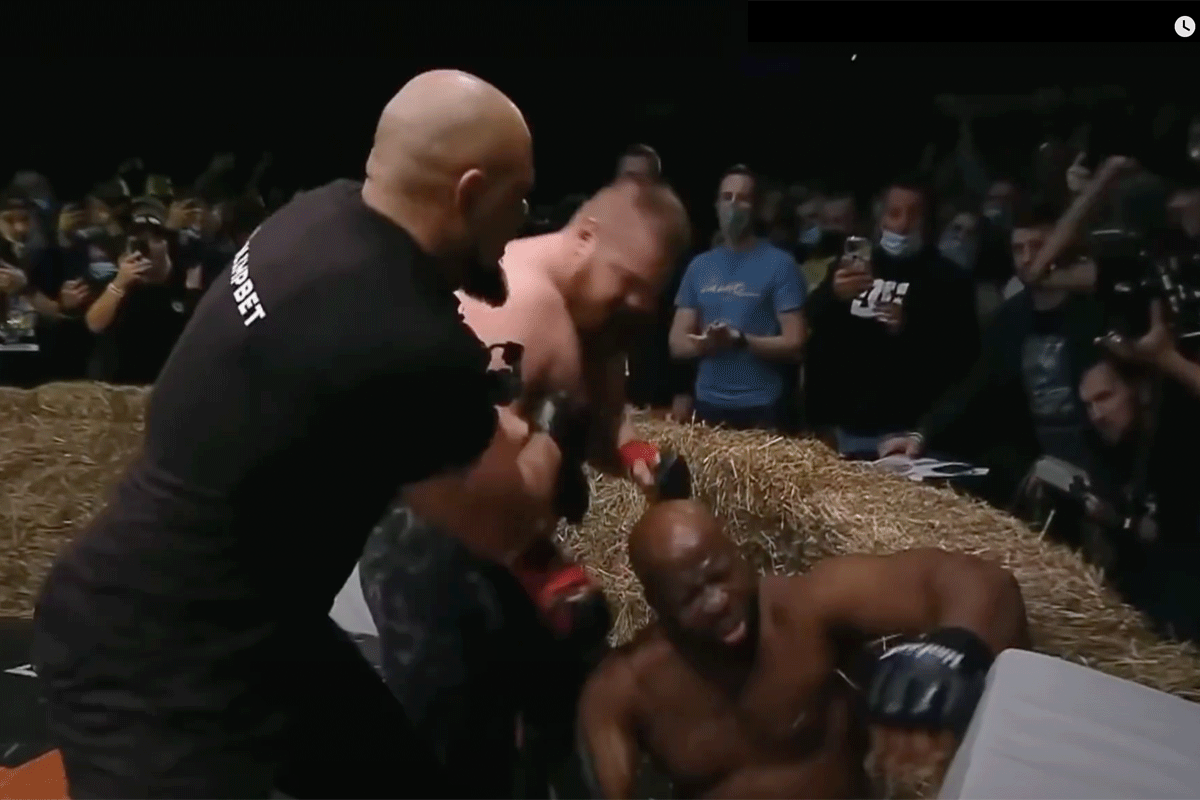Zwaar gestoorde MMA-vechter gaat zijn boksdebuut maken (video)