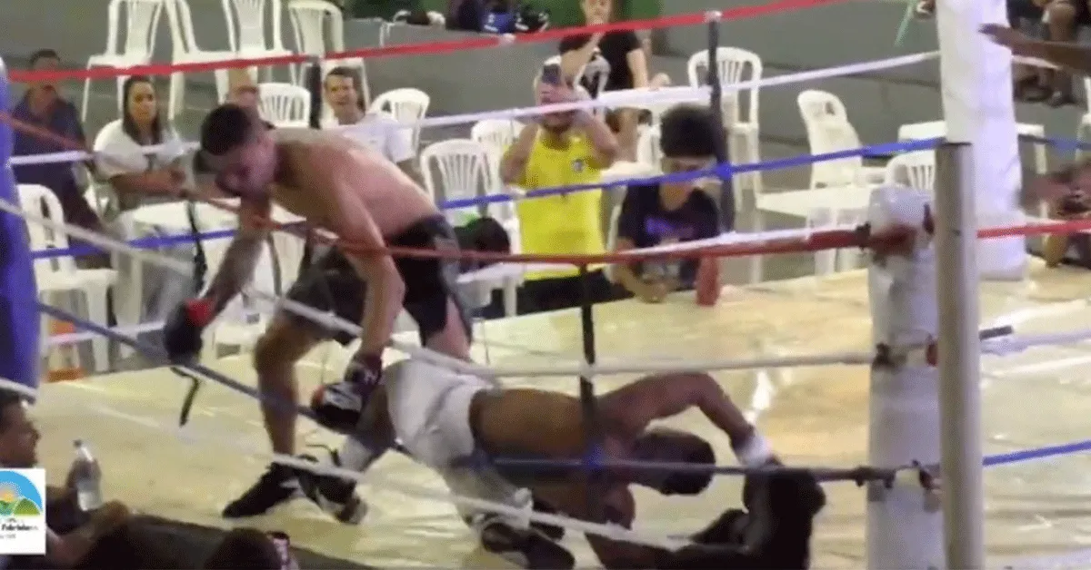 ZIEN! Bokser slaat rivaal op nare manier KO (video)