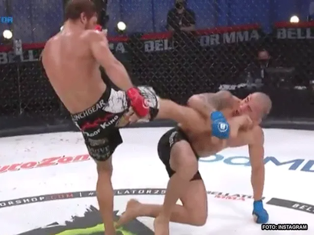 KOPSCHOP: MMA-vechter naar ziekenhuis door brute knock-out