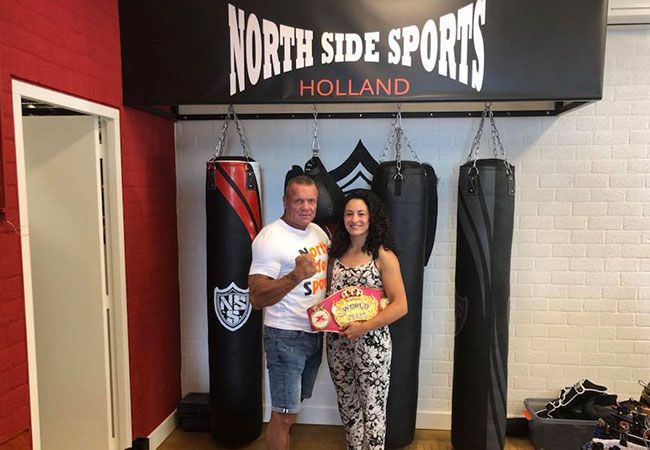 North Side Sports sponsor wereldkampioen kickboksen Anissa Haddaoui