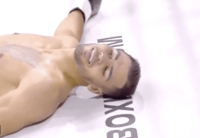 VIDEO | Alex Pereira behoudt GLORY wereldtitel met knockout op Yousri Belgaroui