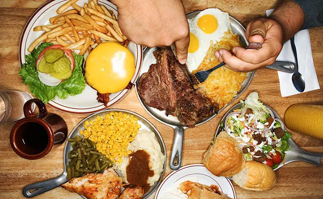 Dit is wat één dag vet eten met je lichaam doet!