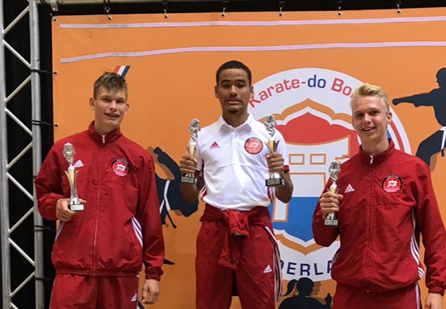 Karate Team Boelbaai imponeert op het Jeugd Kampioenschap te Almere