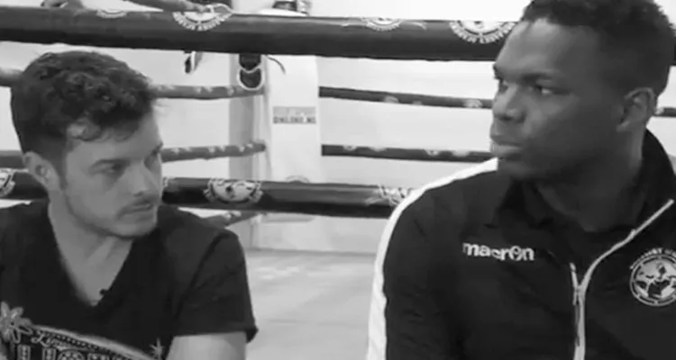 Filemon Wesselink laat Remy Bonjasky in zijn hemdje staan
