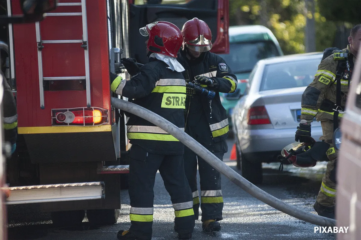 In MMA-getrainde brandweerman voorkomt 'carjacking'