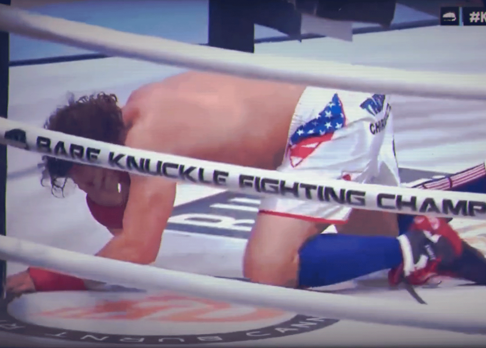 Beruchte bokser beëindigt zijn carrière met brute knock-out