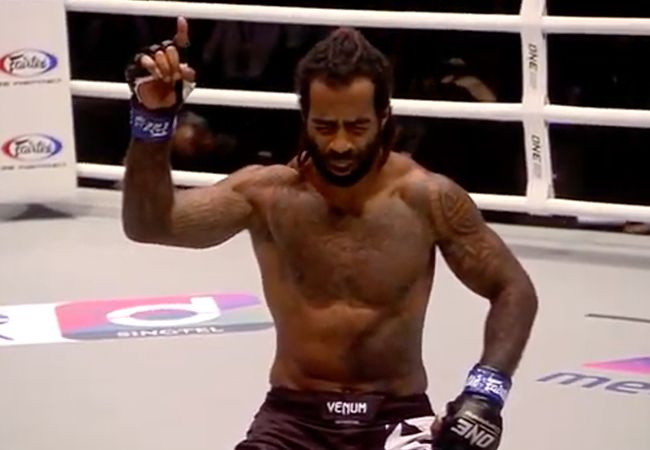 ONE FC: Sage Northcutt knockout door Cosmo Alexandre