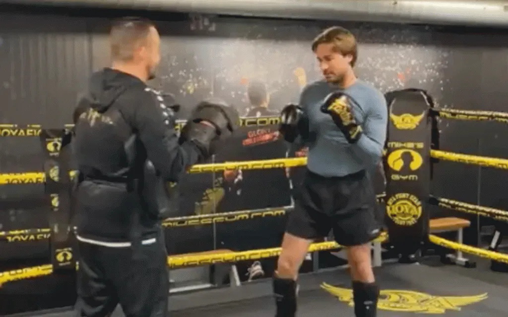 Dave Roelvink over Glory kickboksgevecht! 'Ik sta overal voor open'