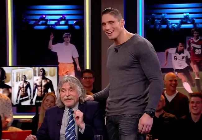 VIDEO: Johan Derksen vindt dat de meeste vechtsporters een asociaal uiterlijk hebben