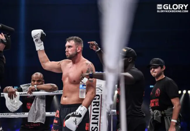 GLORY Kickboxing verlengt contract kickbokser Michael Duut