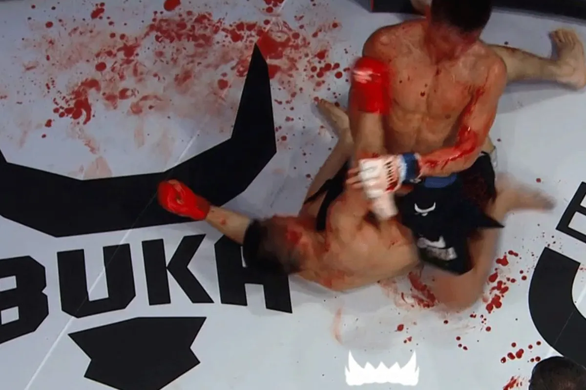 Bloedige taferelen tijdens MMA-toernooi van UFC kampioen Khabib Nurmagomedov