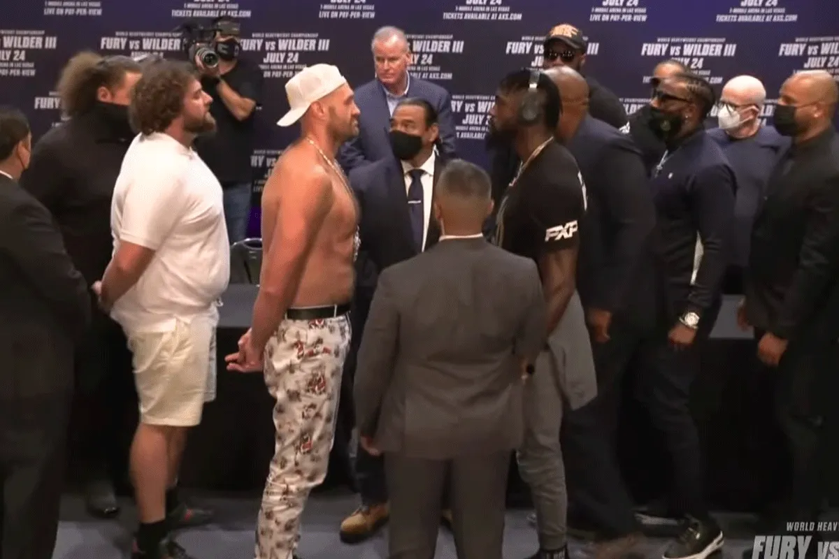 Mafkees! 5 minuten, knock-out belofte maar mondje dicht