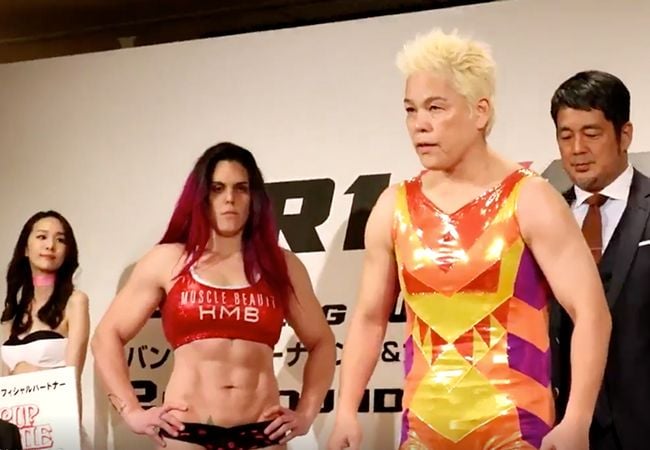 Video: Gabi Garcia mist gewicht en is zwaarder dan haar 53-jarige tegenstander