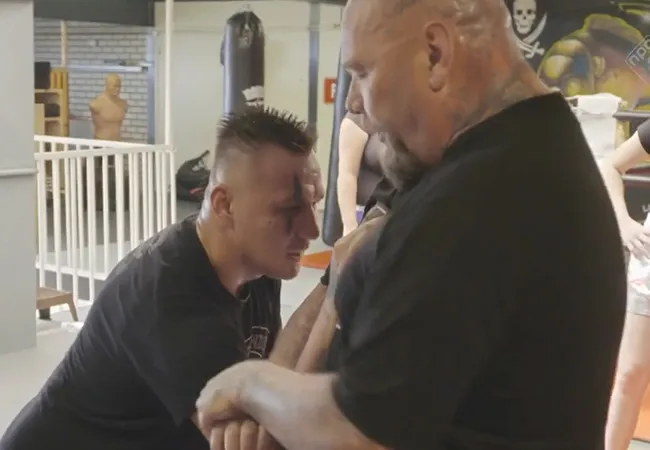 Video: Kaicho Henk Kuipers is het vechten nog niet verleerd!