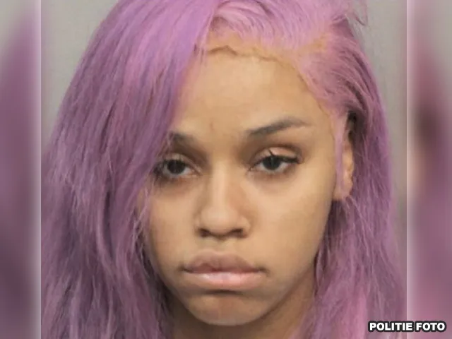 STEEKPUBER: Messentrekkende dochter bokslegende Floyd Mayweather nog dieper in de shit