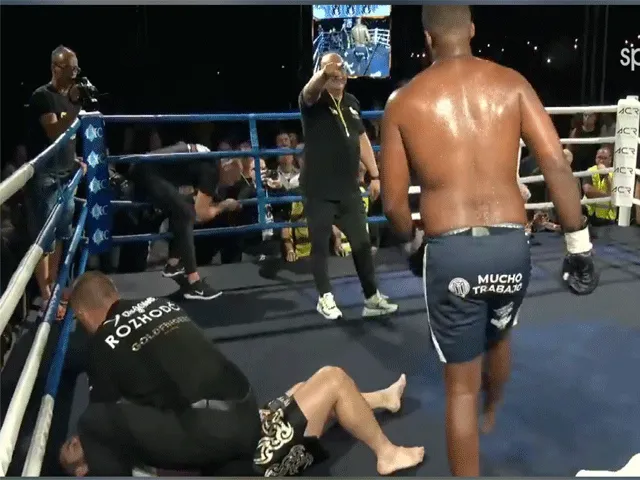 GLORY kickbokser Jahfarr Wilnis pakt knock-out winst in Tsjechië