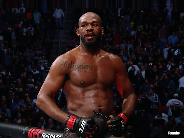 BREAKING: UFC kampioen Jon Jones doet afstand van titel