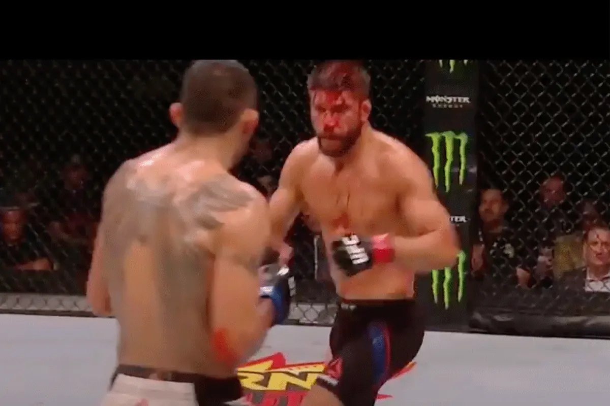 Gevecht kostte UFC'er bijna het leven! 'Ik liep letterlijk leeg'