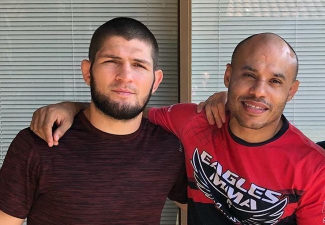 Zware Mishandeling: Manager UFC-kampioen Khabib aangeklaagd