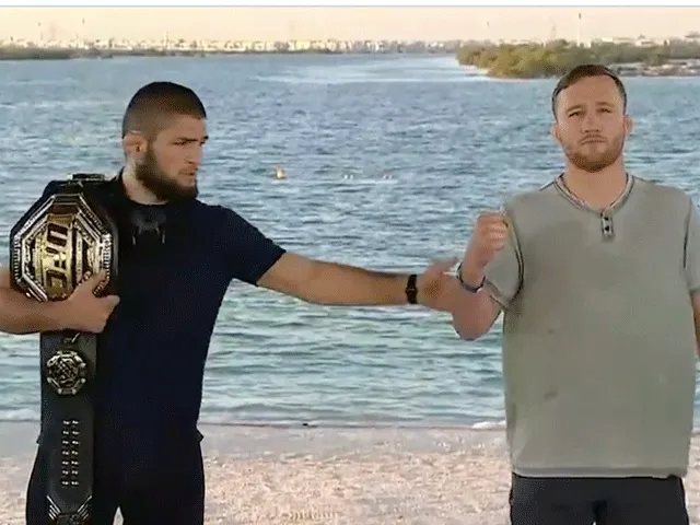 LASTIG: UFC-sterren Khabib en Justin Gaethje oog in oog